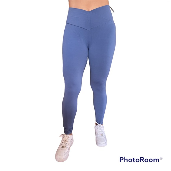 Crossover Offline Leggings